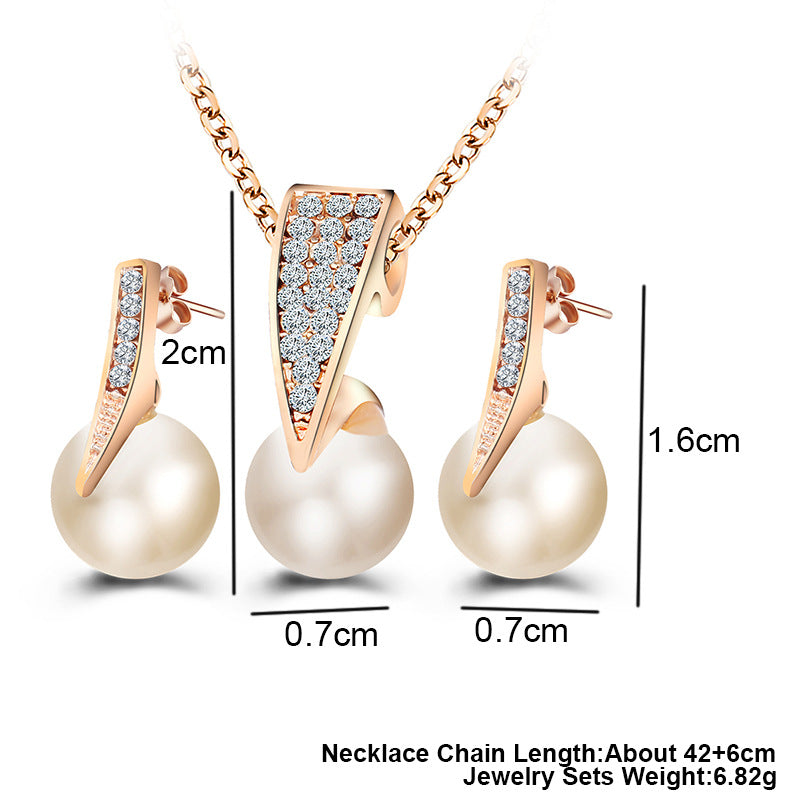 Pearl luxe duo jewelry set with a stunning necklace and earrings featuring elegant pearl accents