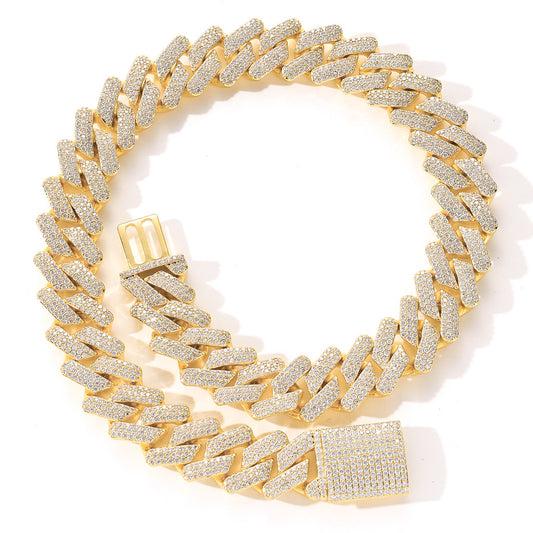Stylish 3Sixty5 ultimate bling chain necklace with sparkling diamond-like embellishments